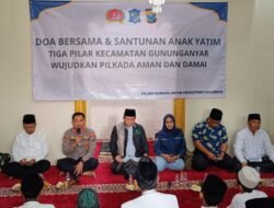 Doa Bersama dan Santunan Anak Yatim Tiga Pilar Kecamatan Gunung Anyar Wujudkan Pilkada Aman dan Damai