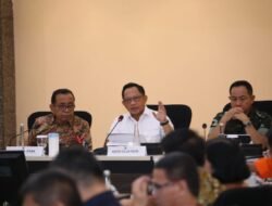 Jelang Nataru, Pemerintah Fokus pada Keselamatan Transportasi dan Peningkatan Kewaspadaan di Daerah Rawan