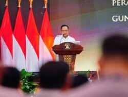 Mendagri Ajak Polri dan Pemda Sukseskan Agenda Nasional di Apel Kasatwil 2024