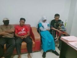 Remaja Sekolah Asyik Berduaan di Toilet Mushola