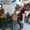 Emak Emak di Desa Mekar Baru Kecamatan Kopo, Kabupaten Serang Gerudug Kantor Desa Mekar Baru