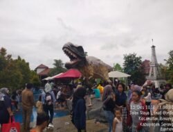 Libur Natal dan Tahun Baru (Nataru) Pengunjung Padati Kolam Renang Binuang Waterpark