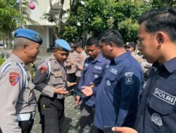 Antisipasi Penyalahgunaan Alat Komunikasi, Propam Polresta Sidoarjo Periksa HP Anggota