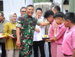 Korem 031/Wira Bima dan RS Nurlima Gelar Makan Bergizi Gratis untuk Masyarakat Kampar
