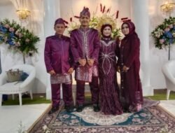 Resepi Pernikahan Putra Bapak Sastra Wiharja dan Ibu Hersih(Een) Amanda Rahmah dan Tedy Ramdhan Berlangsung Meriah