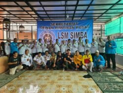 Ahmad Ali S.pd Ketua Umum LSM SIMBA Indonesia Gelar Rapat Kerja Sekaligus Serahkan SK DPD LSM SIMBA Banten
