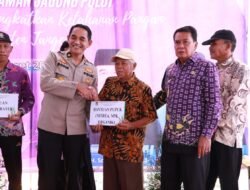 Dukung Program Ketahanan Pangan, Bupati Tangerang Serahkan Bantuan Pertanian