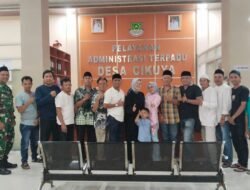 Jelang Hari Raya Idul Fitri 1446 H. Kades Cikuya Ade Black Ajak Instansi Bukber Sekaligus Berikan Bingkisan