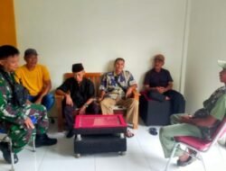 Komsos Bersama Warga, Babinsa Ingatkan Keamanan Rumah Kosong