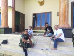Bangun Hubungan Baik, Babinsa Komsos Dengan Kades dan Warga