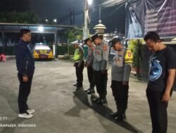 Anggota Polsek Balaraja Giat Sispam Mako Guna Antisipasi Guantibmas Malam Hari di Daerah Mako Polsek Balaraja Polresta Tangerang
