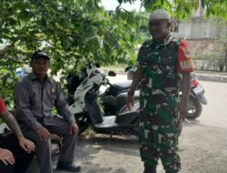 Babinsa Desa Kampung Melayu Timur Himbau Keamanan Melalui Komsos