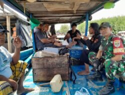 Babinsa Tanjung Pasir Jalin Sinergi dengan Nelayan dan Ketua RW