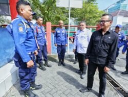 Kunjungi Damkarmat Kota Makassar, Wamendagri Bima Arya Apresiasi Kecepatan dan Responsivitas Layanan
