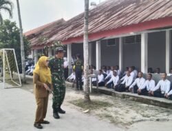 Danramil 14/Panongan Berikan Materi di SMKN 1 Kabupaten Tangerang dalam Rangka Latsar Ketarunaan