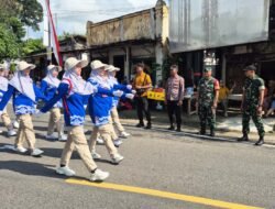 Ribuan Warga Suruh Turun ke Jalan! TNI-Polri Kawal Gerak Jalan HUT ke-80 RI di Trenggalek