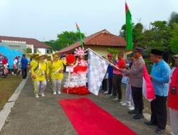 10.000 Masyarakat Antusias Mengikuti Gerak Jalan Indah Kecamatan Solear