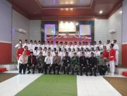 Bersama Koramil 01/Teluknaga Polsek Teluknaga Dan Camat Kosambi 30 Paskibra Tingkat Kecamatan Kosambi Resmi Dikukuhkan