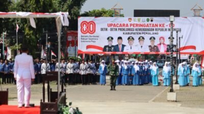 Dandim Pemalang Hadiri Upacara Peringatan Ke-80 Detik-detik Proklamasi Kemerdekaan RI Tahun 2025 di Alun-alun Pemalang