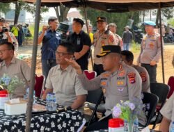 ASLOG KAPOLRI TINJAU LANGSUNG LAHAN PENANAMAN JAGUNG DI TANGERANG