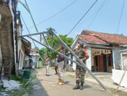 Warga Senang, Babinsa Bantu Pembangunan Pondok Pesantren