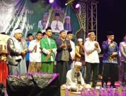 Masyarakat Cisoka Antusias Menghadiri Peringatan Maulid Nabi di Halaman Kantor Kecamatan Cisoka
