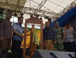 Dandim Pemalang Dampingi Gubernur Jawa Tengah Buka Festival Mangga Tahun 2025 di Desa Penggarit