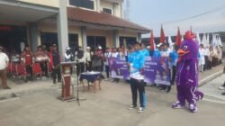 Serah Terima Estafet Obor Porkab VI oleh Camat Udin,S.Ag, dari Mekar Baru untuk Dilanjukan ke Kresek