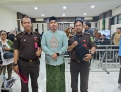 Diperiksa Hakim Tipikor Gus Yasid mengaku Terima Uang Rp.20 Miliar