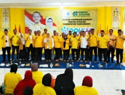 Ketua DPD Golkar Kabupaten Tangerang Intan Nurul Hikmah Bagikan 1000 Paket Sembako