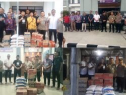 Ketua Komisi 1 DPRD Kabupaten Tangerang Fraksi Golkar & Ketua Fraksi Partai Golkar Kolaborasi dengan Camat Kronjo, Bagikan Sembako Pada Warga Terdampak Banjir