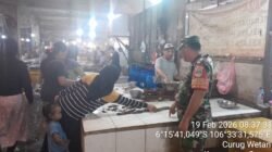 Kodim Tigaraksa Monitoring Harga Sembako di Pasar Curug Tangerang