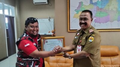 Laskar Merah Putih Jateng Serahkan Penghargaan Spesial kepada Dinas PUPR Kabupaten Grobogan