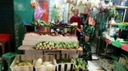 Babinsa Koramil 14/Panongan Pantau Harga Sembako di City Market