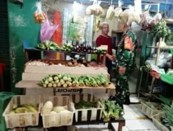 Babinsa Koramil 14/Panongan Pantau Harga Sembako di City Market