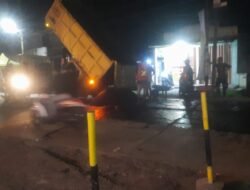 UPT VI Laksanakan Pengerjaan Tambal Sulam di Jalan Raya Kronjo–Pejamuran dalam menyambut hari raya idul fitri 1447 H