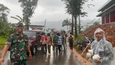 Koramil 11/Belik Monitoring UMKM dan Bagikan Takjil di Lokasi KDKMP Desa Badak