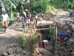 Harapan Cerah Warga Dusun Batur, Jembatan Sempit dan Rapuh Kini Dilebarkan Lewat TMMD ke-128