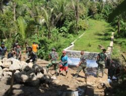 Pembangunan Jembatan Armco TMMD Presisi Baja, Jadi Harapan Warga