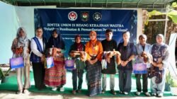 Bekali Keterampilan Wastra, Dekranas Gelar Bimtek bagi UMKM Alor