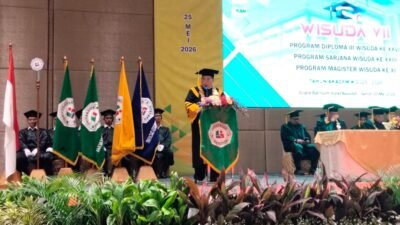Wisuda VII Tahun Akademik 2025/2026 Universitas Raharja: Lulusan Didorong Jadi Agen Perubahan di Tengah Masyarakat