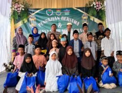 KADES DAN SEKDES KANDAWATI GELAR PERINGATAN 10 MUHARAM BERSAMA ANAK YATIM