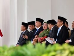 Mendagri Tito Hadiri Upacara Prasetya Perwira TNI-Polri di Istana Merdeka