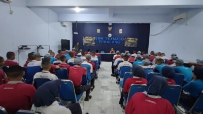 Koramil 01/Pemalang Sosialisasikan Penerimaan Prajurit TNI AD Tahun 2026 kepada Siswa SMK Texmaco Pemalang