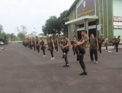 Dandim 0711/Pemalang Pimpin Olah Raga Bersama Anggota, Perkuat Kebugaran dan Soliditas Prajurit