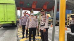 Polresta Tangerang Gelar Patroli Skala Besar di Stasiun KA dan Gerbang Tol