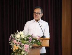 Wamendagri Bima Arya Dorong Kebijakan Daerah Selaraskan Pertumbuhan Ekonomi dan Kelestarian Lingkungan