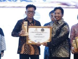 Konsisten Berikan Pelayanan Prima, Bank Banten Raih Penghargaan The Best Service Excellence