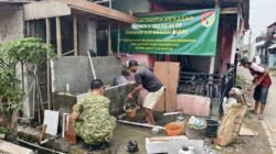 Wujudkan Akses Air Bersih, Anggota Satgas TMMD Ke-130 Kodim 0510/Tigaraksa Gotong Royong Bangun Fasilitas Desa